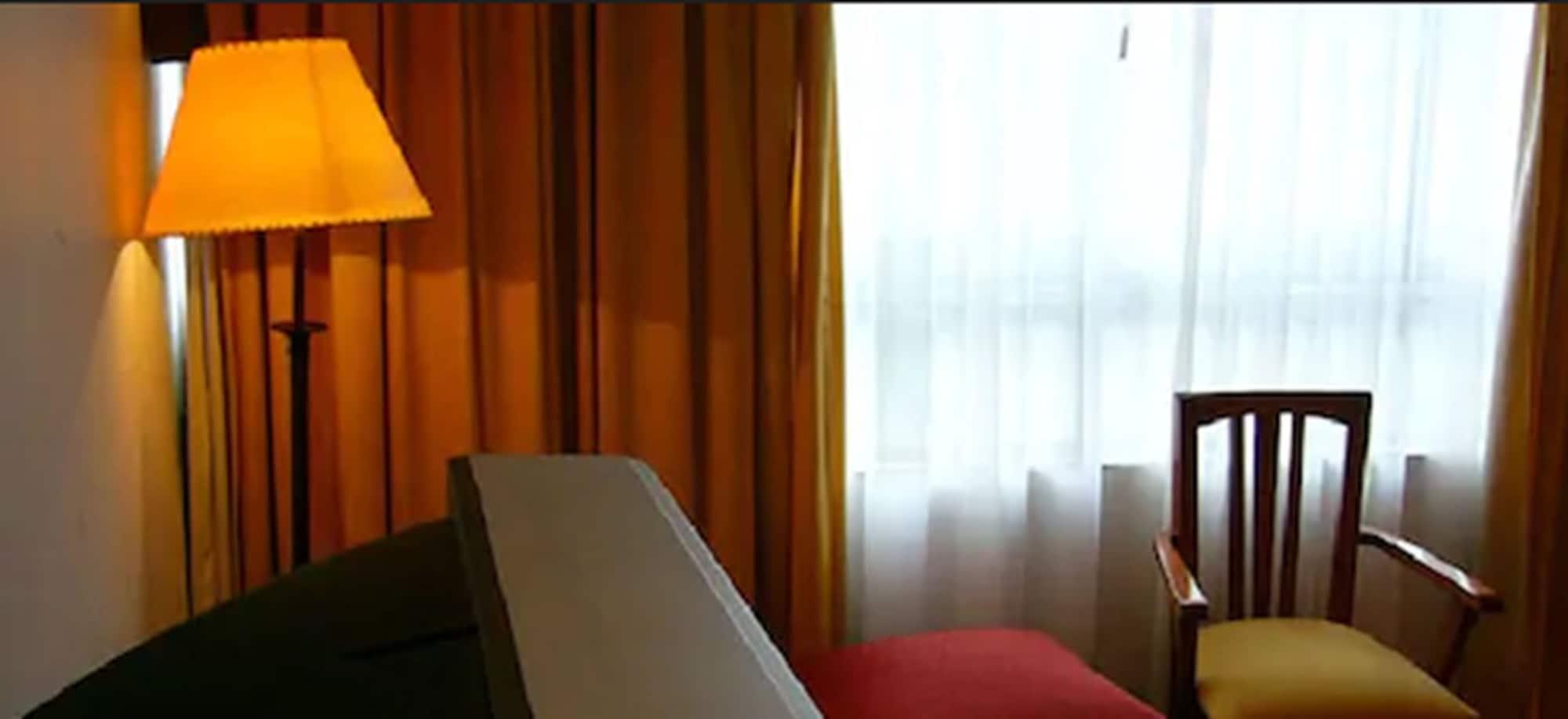 Hotel Alcala Del Rio Santiago du Chili Extérieur photo