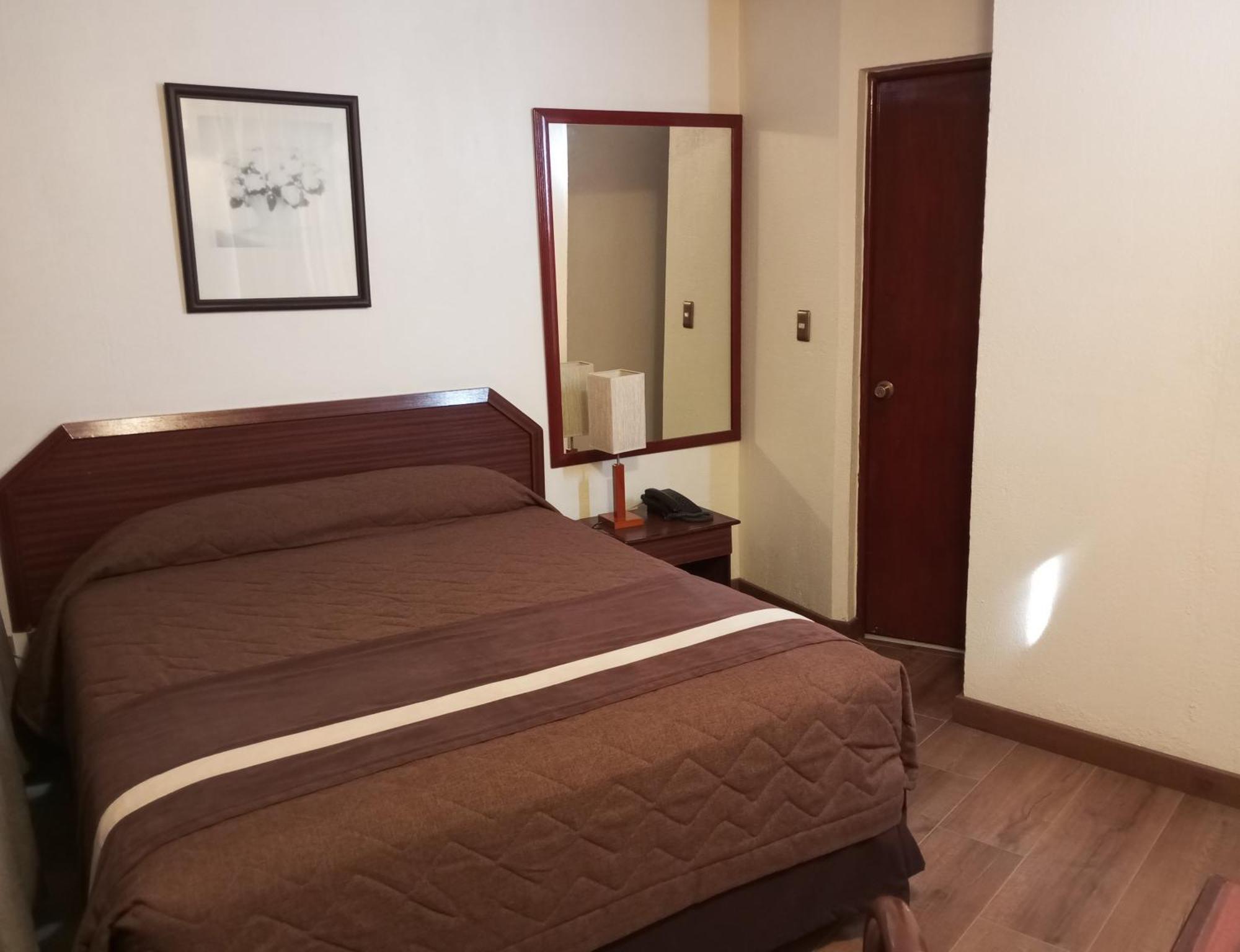 Hotel Alcala Del Rio Santiago du Chili Extérieur photo