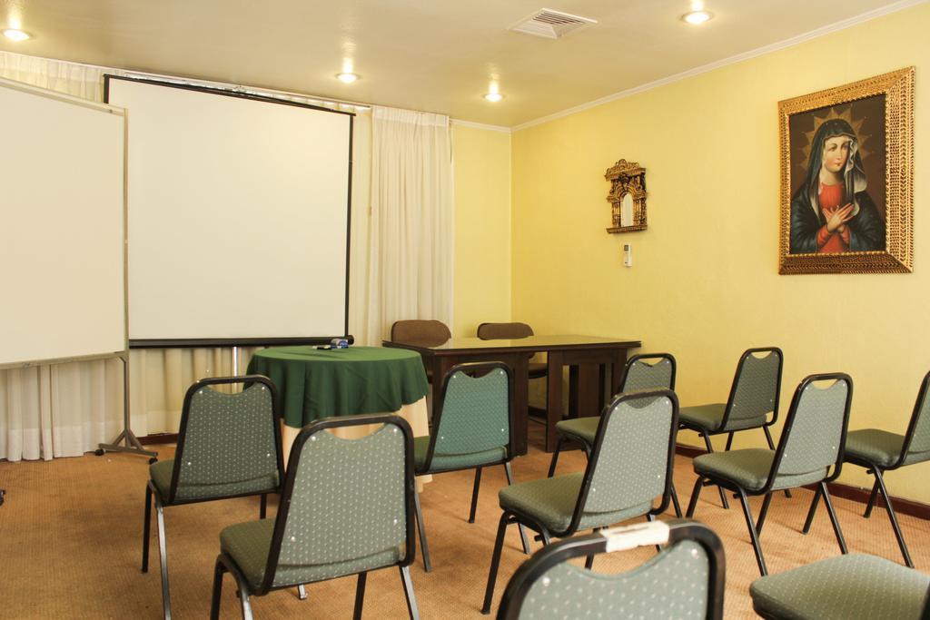 Hotel Alcala Del Rio Santiago du Chili Extérieur photo